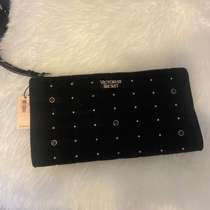 hand wallet